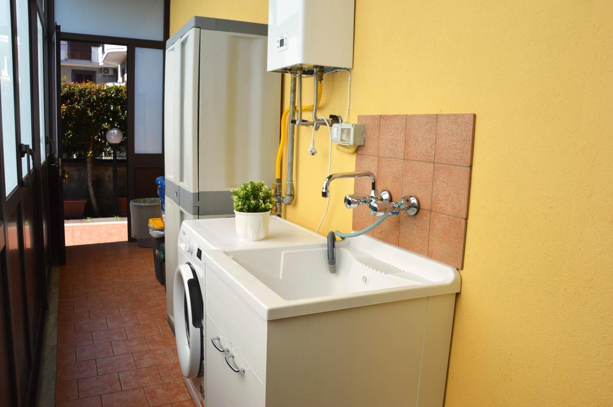 Rita Little House Apartment Mascali Exterior photo
